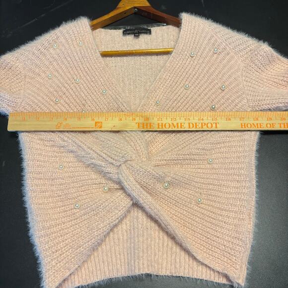 Almost Famous Womens Pink Sweater Size Medium M Pearl Twist Front - Picture 7 of 8